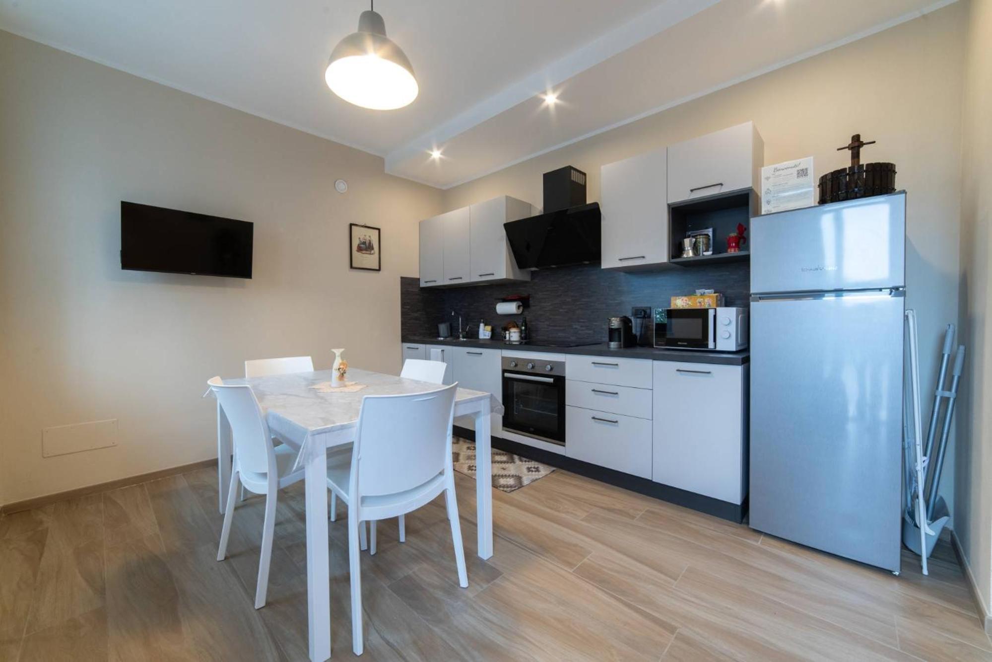 Casa Rubbo - Appartamento 'Como' Nelle Langhe อัลบา ภายนอก รูปภาพ